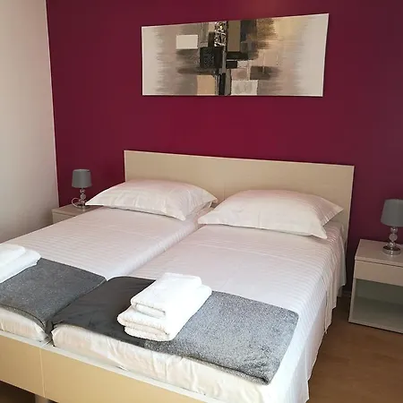 Benika Apartment